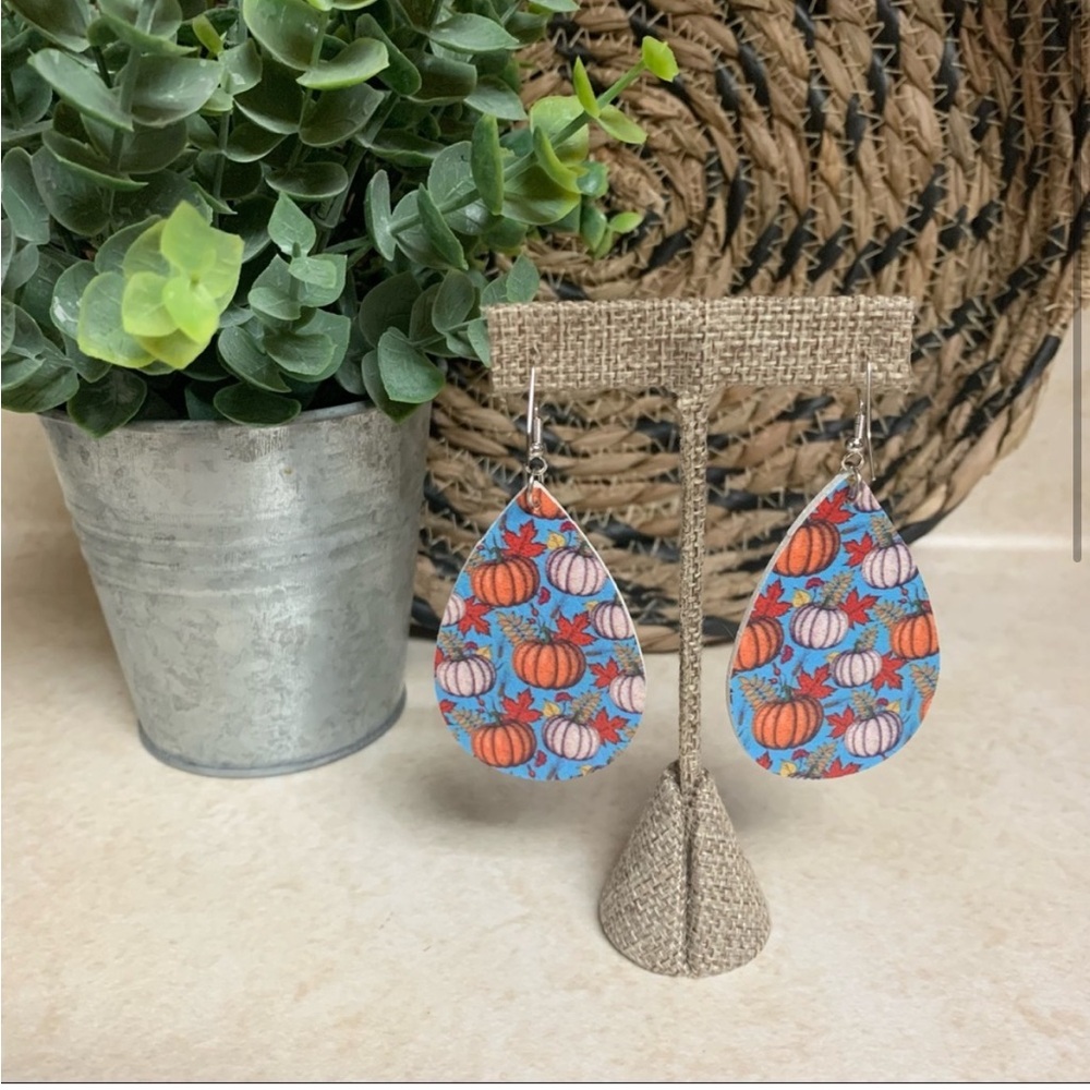 NEW Faux Leather Pumpkin
Teardrop Earrings
